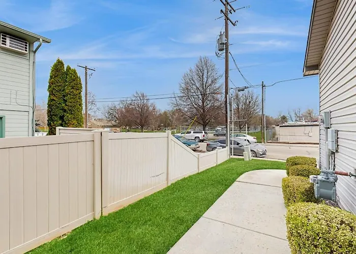 Park View Townhouse